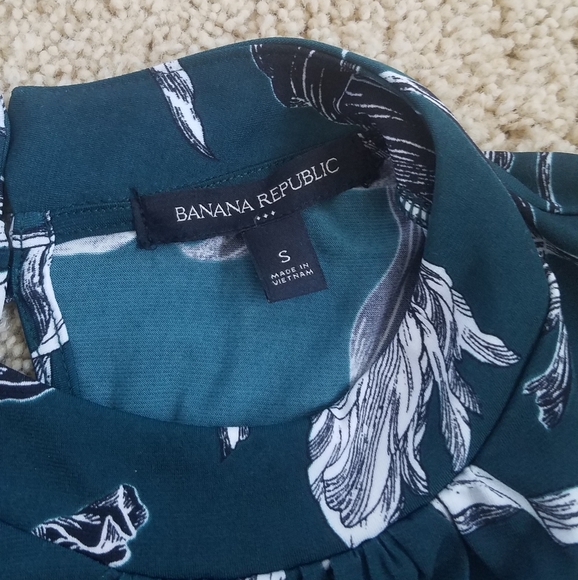 NWOT Banana Republic Sz Small High Neck Blouse - Picture 5 of 6